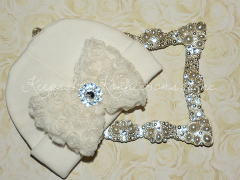 Infant Girl White Beanie Hat/with Bow